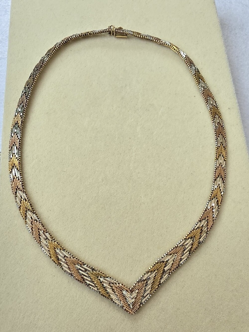 Italian 925 Sterling Silver Tri-Tone V-Point Necklace • 35.16g